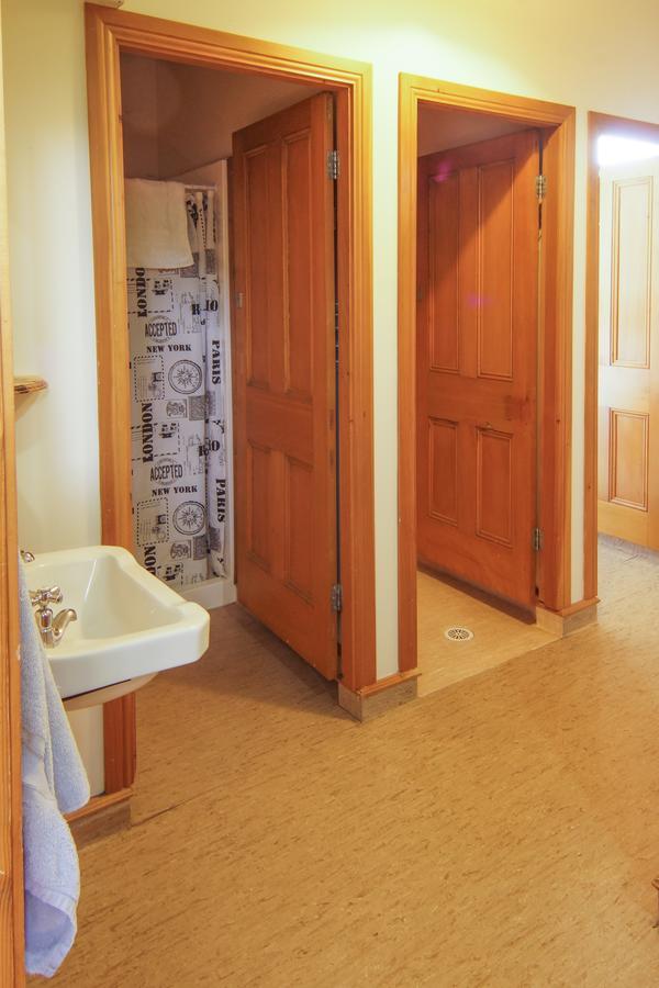 Empire Hotel Backpackers Oamaru Esterno foto
